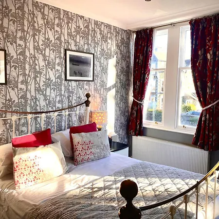 Prázdninový dům District House -sleeps 18 With Hot Tub, Garden Bowness-on-Windermere